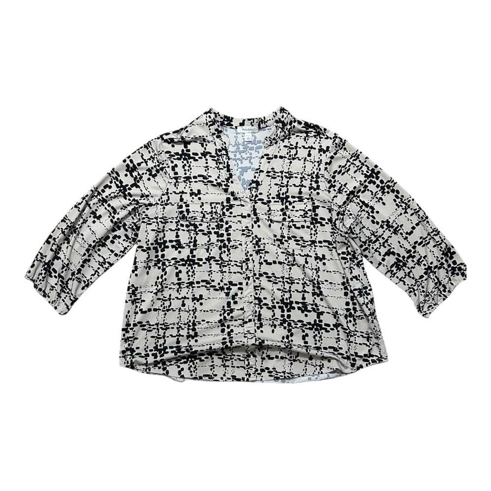 Dressbarn Black and White Abstract Blouse